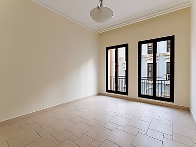 LUXURY LIVING 3 BEDROOM APARTMENT | QQ