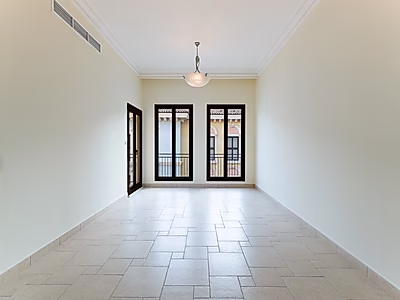LUXURY LIVING 3 BEDROOM APARTMENT | QQ