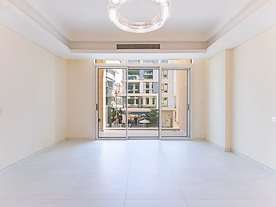 Prestigious 1+Den Living on Gewan Island - Free Hold with Payment Plan