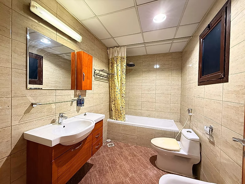 Semi-Furnished 2-Bedroom Apartment for Sale in Fox Hills, Lusail - Photo 8