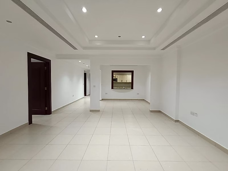 INVEST NOW! ELEGANT 1-BEDROOM APARTMENT | PORTO ARABIA - Photo 1