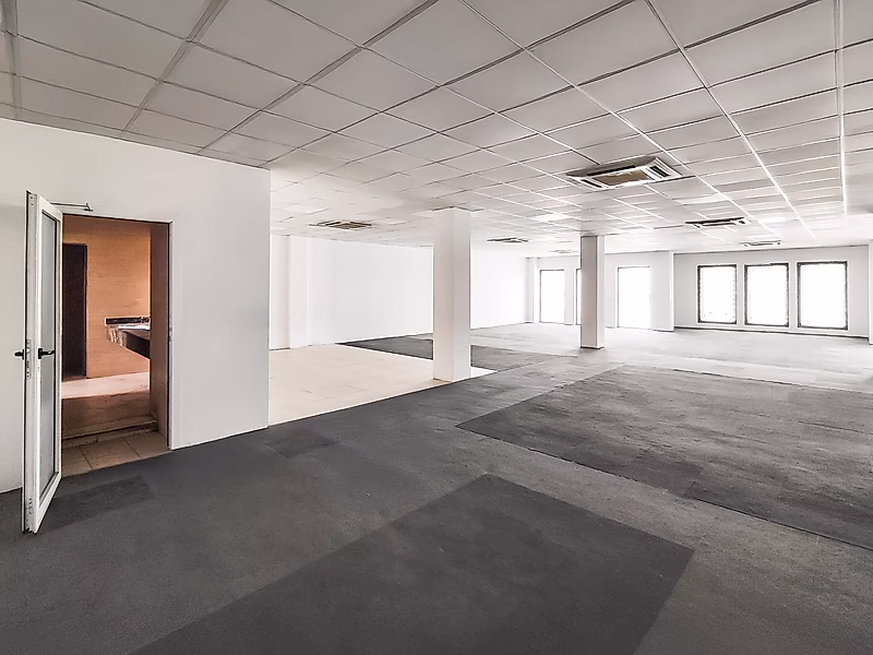 Prime Office | Salwa Road – Near Jarir Bookstore - Photo 10