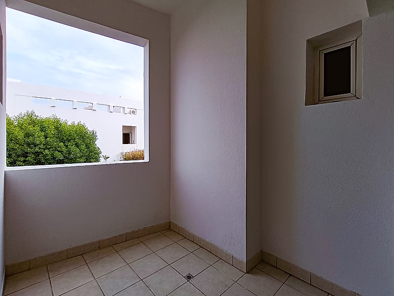 FRIENDLY 4BR + MAID COMPOUND VILLA | AL WAAB - Photo 14
