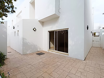 FRIENDLY 4BR + MAID COMPOUND VILLA | AL WAAB