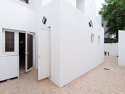 FRIENDLY 4BR + MAID COMPOUND VILLA | AL WAAB