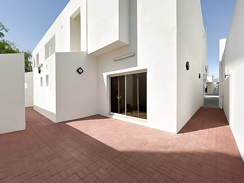 FRIENDLY 4BR + MAID COMPOUND VILLA | AL WAAB - Photo 18