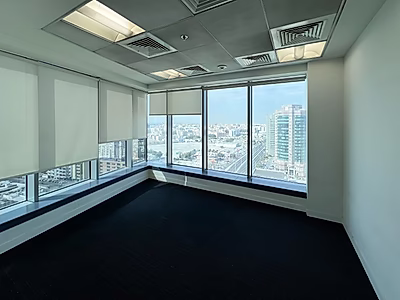 READY OFFICE SPACE ON BIN MAHMOUD 390 SQM