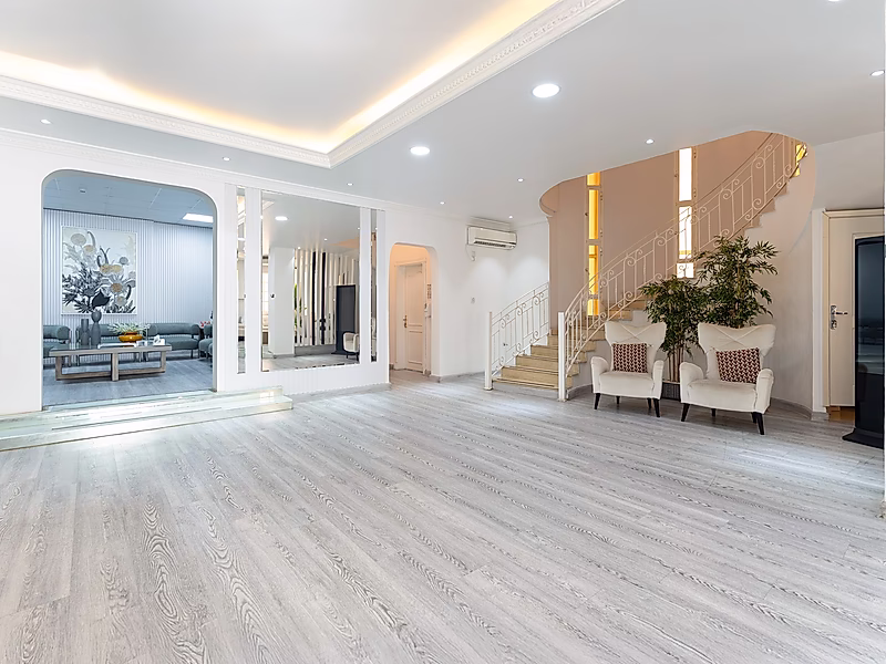 Exquisite Commercial Villa | Hazm Al Markhiya - Photo 1