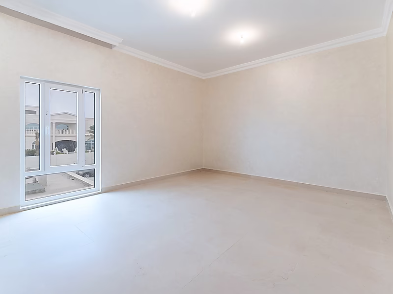 Independent Villa for Sale – Umm Ebairiya - Photo 10