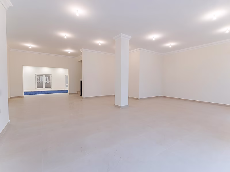 Standalone Villa for Sale – Umm Ebairiya - Photo 10