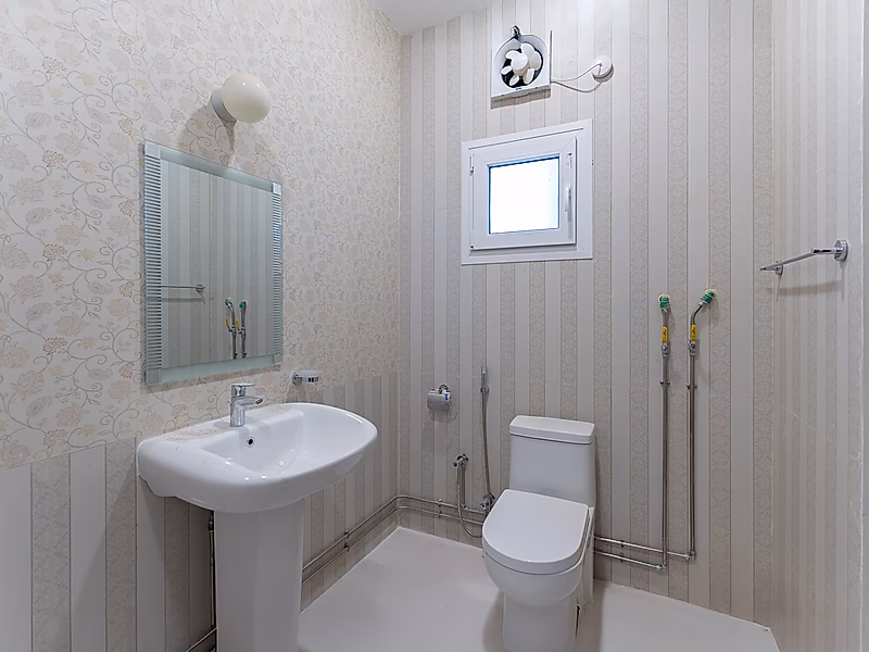 Standalone Villa for Sale – Umm Ebairiya - Photo 14