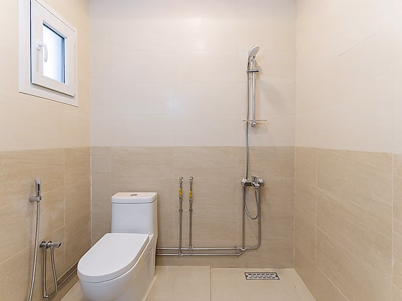Standalone Villa for Sale – Umm Ebairiya - Photo 21