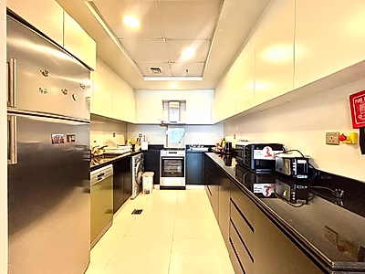 ELEGANT 3 BEDROOM APARTMENT | SPACIOUS LAYOUT | LUSAIL MARINA