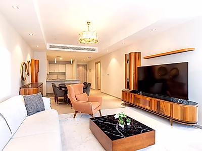 BILLS INCLUDED | LUXURIOUS 2 BEDROOM | VENDOM PALACE