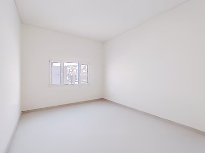 LARGE FACTORY WITH OFFICE FOR RENT 5000 SQM AREA