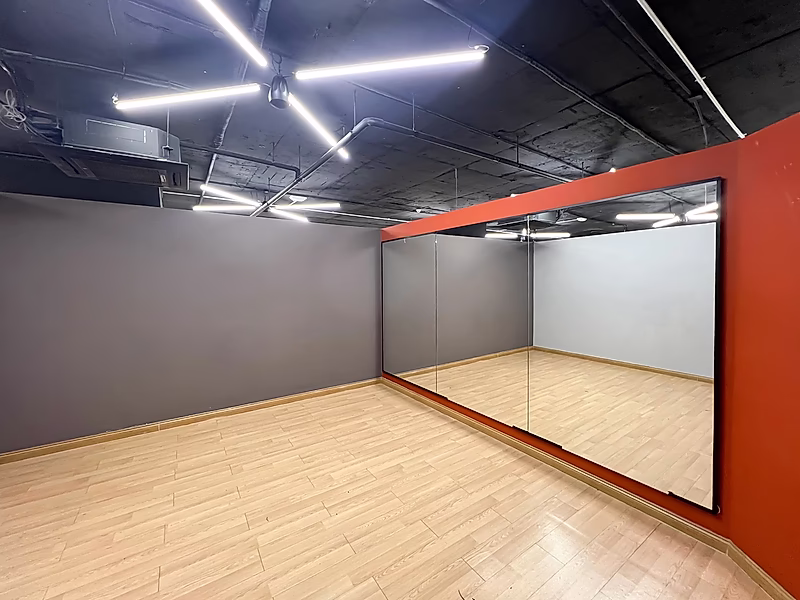Modern 406 SQM Office | Bright Space | Easy Access - Photo 2