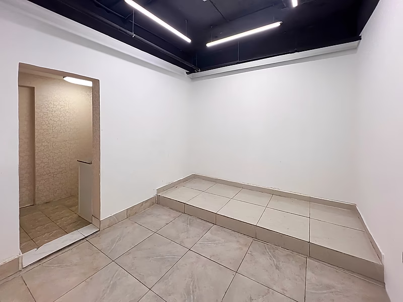 Modern 406 SQM Office | Bright Space | Easy Access - Photo 5