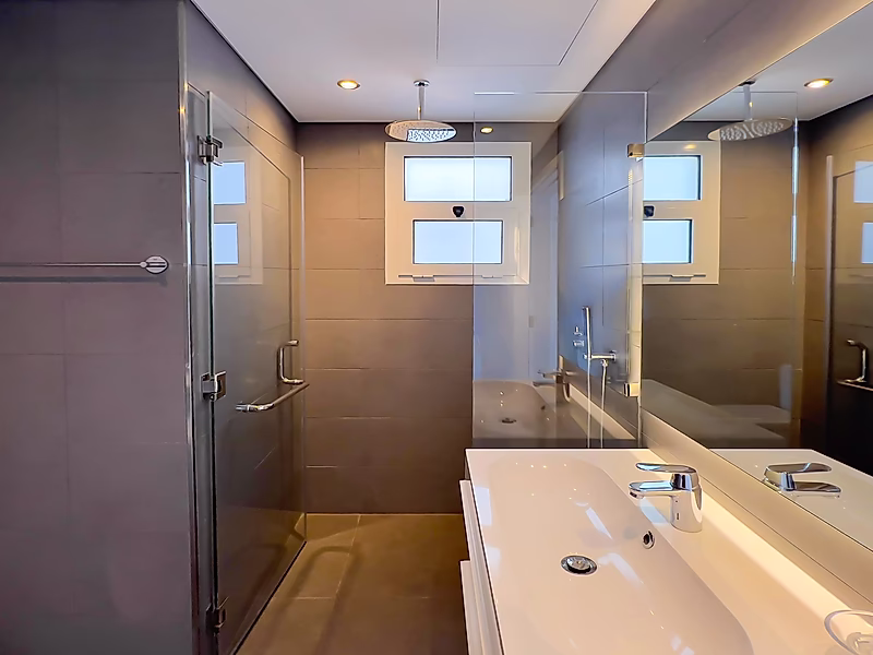 MODERN SPACIOUS 4+M VILLA | GARDEN | LAGOON - Photo 4