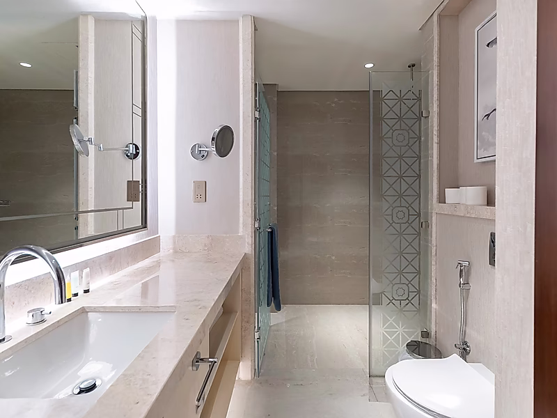 BEST PRICE IN ST REGIS | EXCLUSIVE LUXURIOUS 2 BEDROOM+MAID - Photo 9