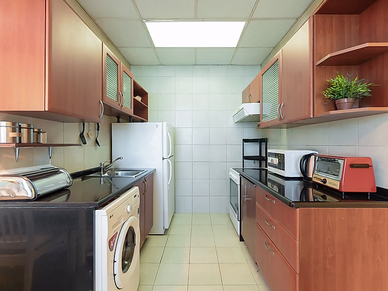 Elegant 2-Bedroom | High-Floor Canal View | Zig Zag Towers - Photo 2
