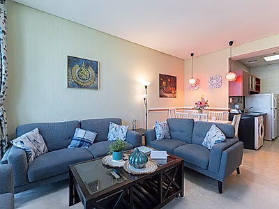 Elegant 2-Bedroom | High-Floor Canal View | Zig Zag Towers