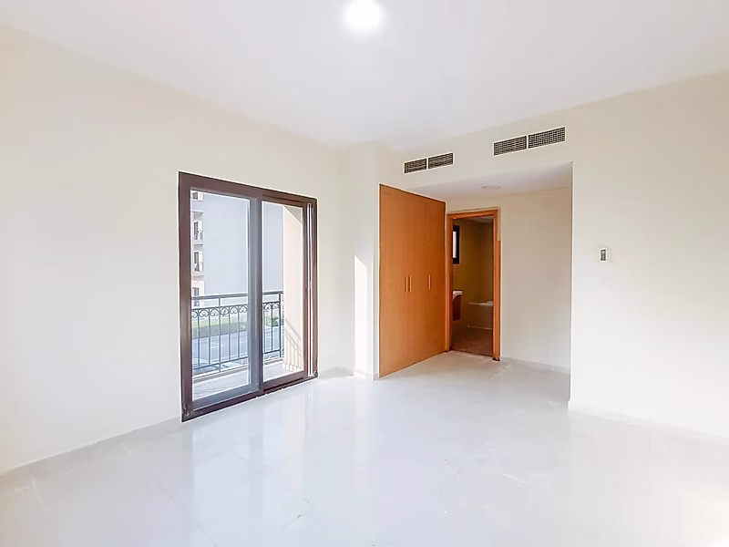 BEST 2BR TENANTED WITH TITLE DEED - Photo 7