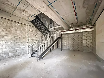 Prime Retail Space | Elegant Ambiance