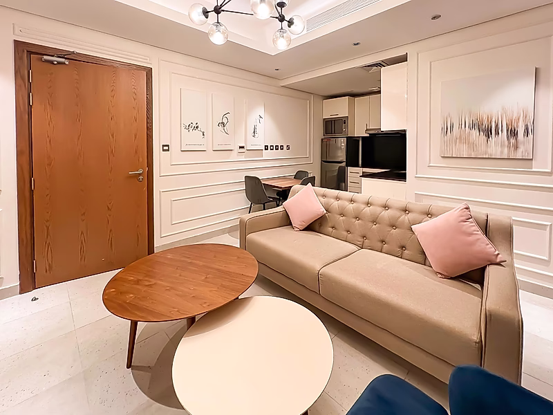 BILLS INCLUDED | FURNISHED 1BR | DOHA AL JADEED - Photo 2