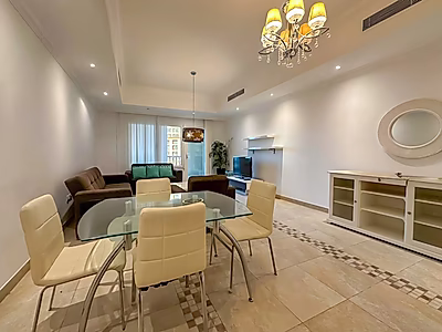 RARE LARGE LAYOUT 1-BEDROOM + OFFICE WITH LARGE BALCONY | PORTO