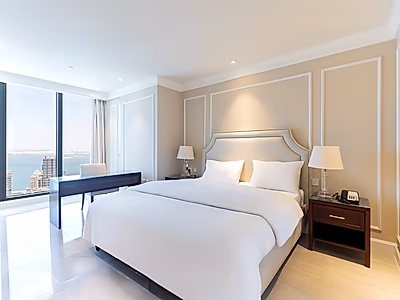 BILLS INCLUDED | HIGH-END 1 BEDROOM | WEST BAY