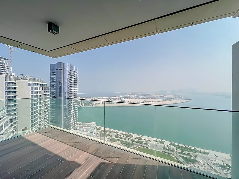 ELEGANCE AND COMFORT! 3BR + MAID APARTMENT | LUSAIL - Photo 1