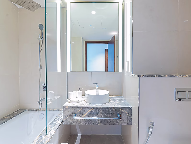 ELEGANCE AND COMFORT! 3BR + MAID APARTMENT | LUSAIL - Photo 13