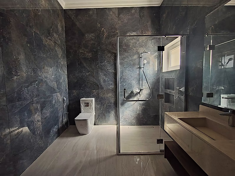 BRAND NEW I MODERN LUXURY | 7BR+MAID VILLA - Photo 4