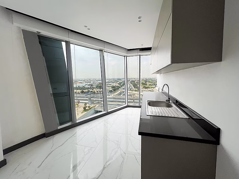 329 SQM Fully Fitted & Partitioned Office | Lusail Marina - Photo 9