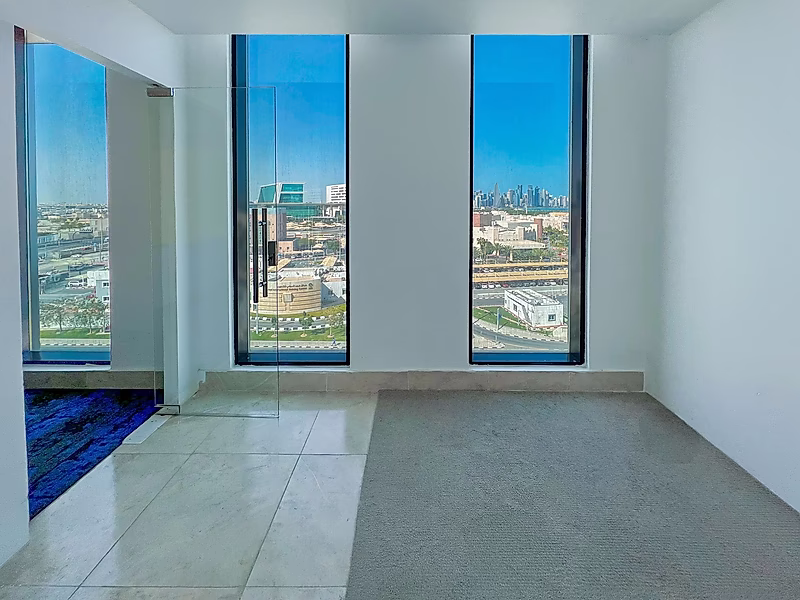 Fully Fitted 406 SQM Office | Easy Access - Photo 11