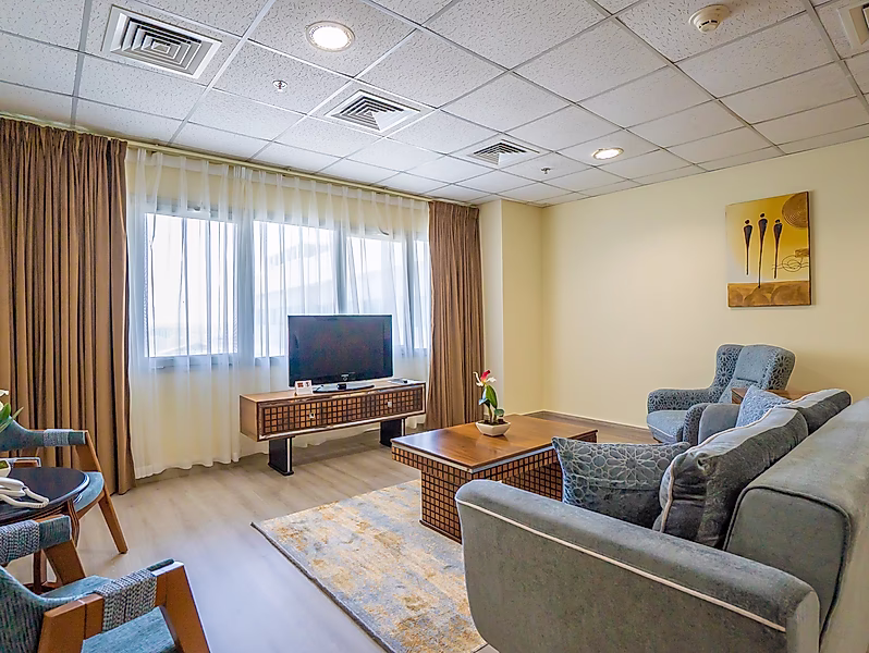 Sophisticated Living in a Luxurious Serviced Apartment - Photo 4