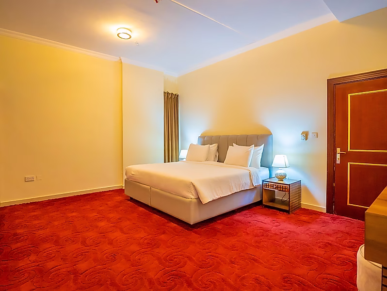 Sophisticated Living in a Luxurious Serviced Apartment - Photo 10