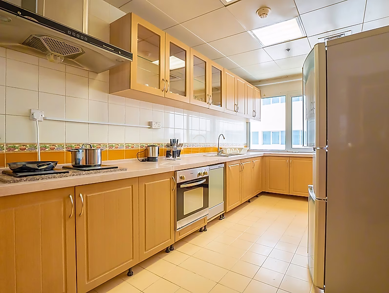Stunning 3BR Serviced Apartment with Chic Design - Photo 12