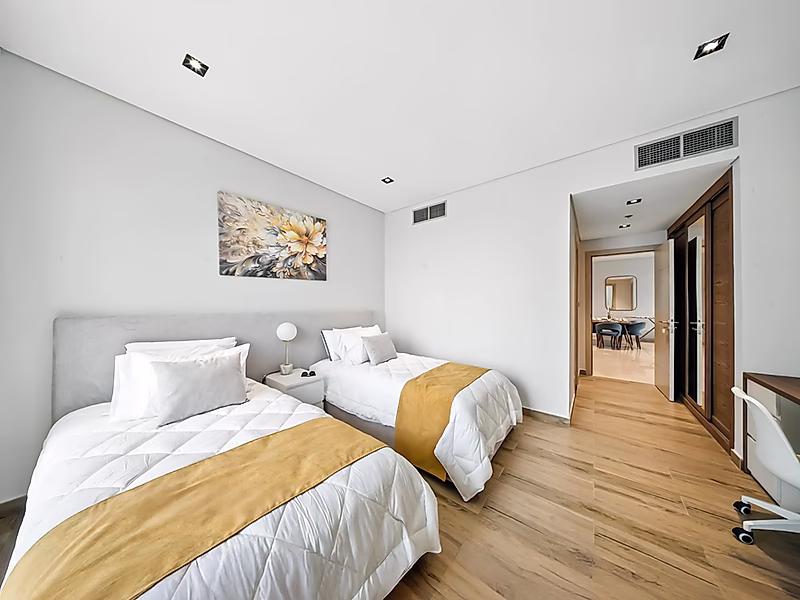 Luxury 2BR Apartment with 4 years Payment Plan - Photo 5