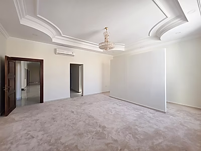 SPACIOUS LUXURY VILLA FOR SALE IN AL SAKHAMA - IDEAL FOR LARGE FAMILIES