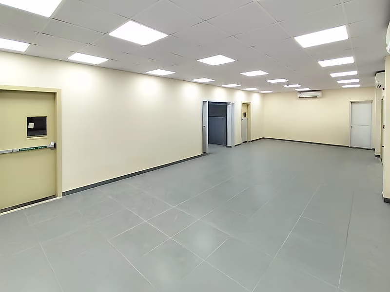 Offices for Rent with AC | Birkat Al Awamer - Photo 3
