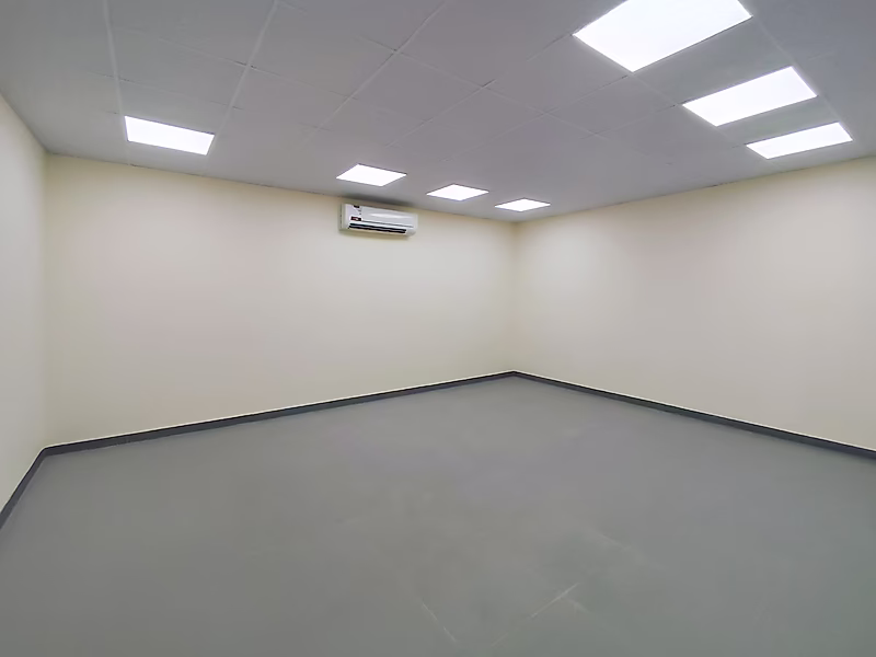 Offices for Rent with AC | Birkat Al Awamer - Photo 5