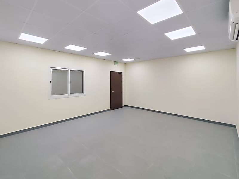 Offices for Rent with AC | Birkat Al Awamer - Photo 6