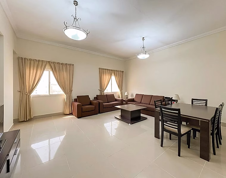 Stunning Urban Retreat | 2 BHK Fully Furnished Near Metro - Photo 4