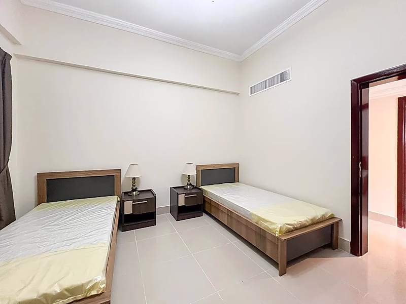 Stunning Urban Retreat | 2 BHK Fully Furnished Near Metro - Photo 7