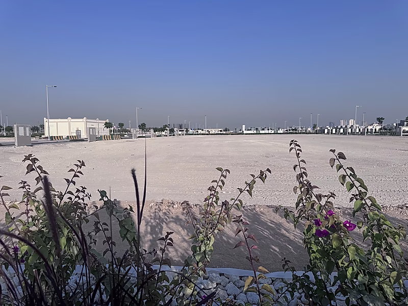 Exclusive Corner Plot in Huzoom Lusail - 480 Sqm - Photo 5