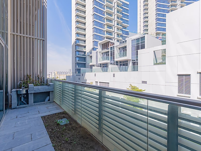 Best-Priced Seef Townhouse | 3BR + Maid | 214 SQM | Prime Investment - Photo 3