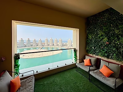 FULLY REFURBISHED 1 BEDROOM IN THE PEARL | KAHRAMAA INCLUDED!