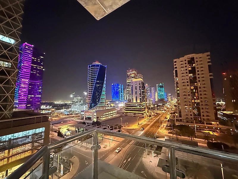 Sophisticated 2BR with Cityscape Views - Photo 9