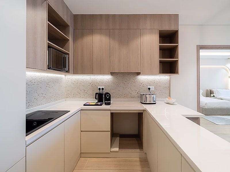 PREMIUM DEAL! 2 BEDROOM SEA VIEW WITH PAYMENT PLAN | WATERFRONT - Photo 11